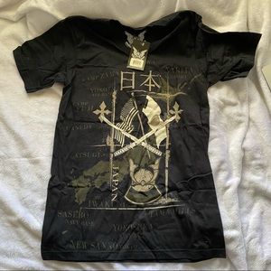 🐳 Black graphic tee with Japan locations